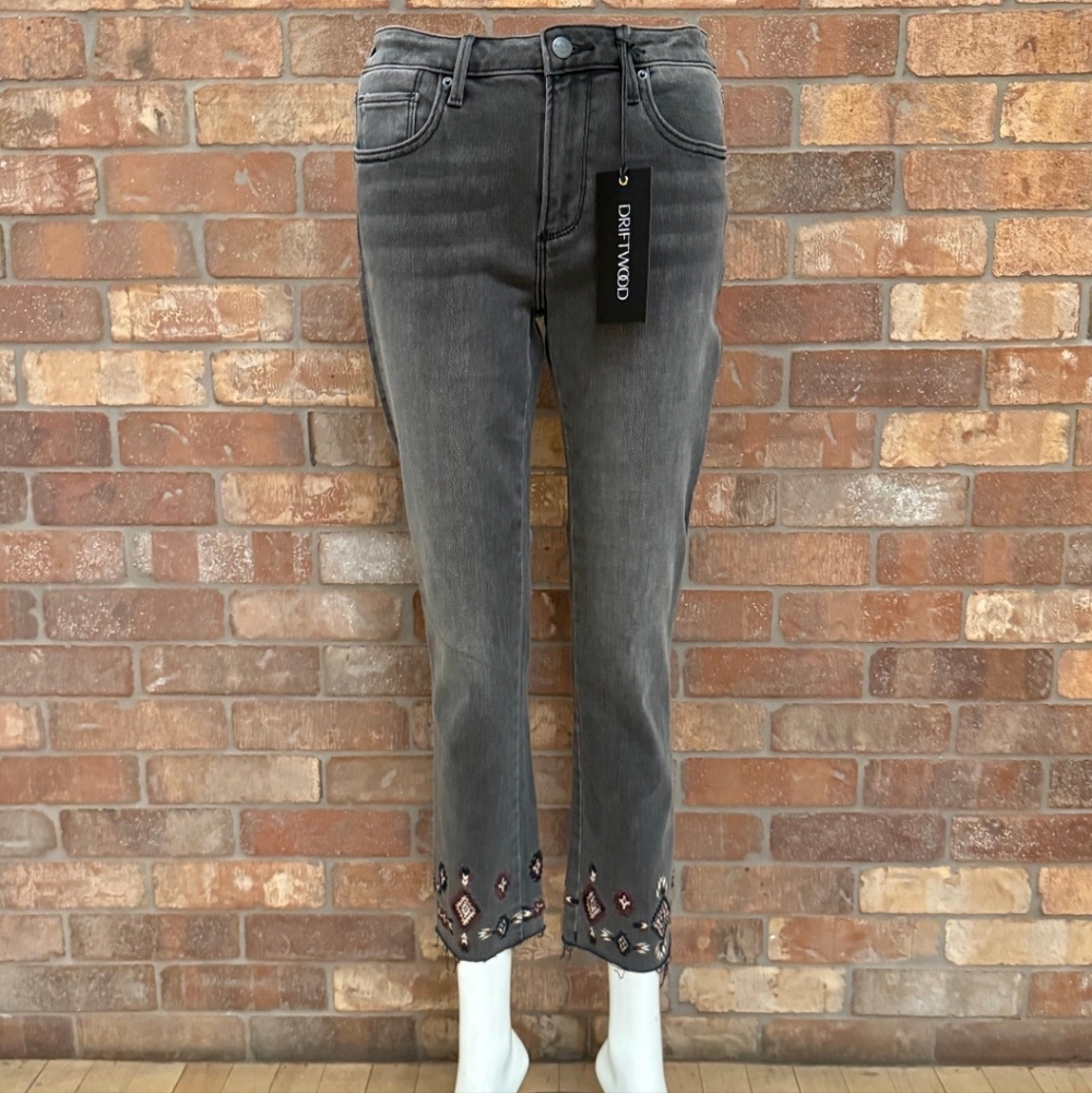 NWT Driftwood Colette Charcoal Embroidered Ankle Jeans Capri